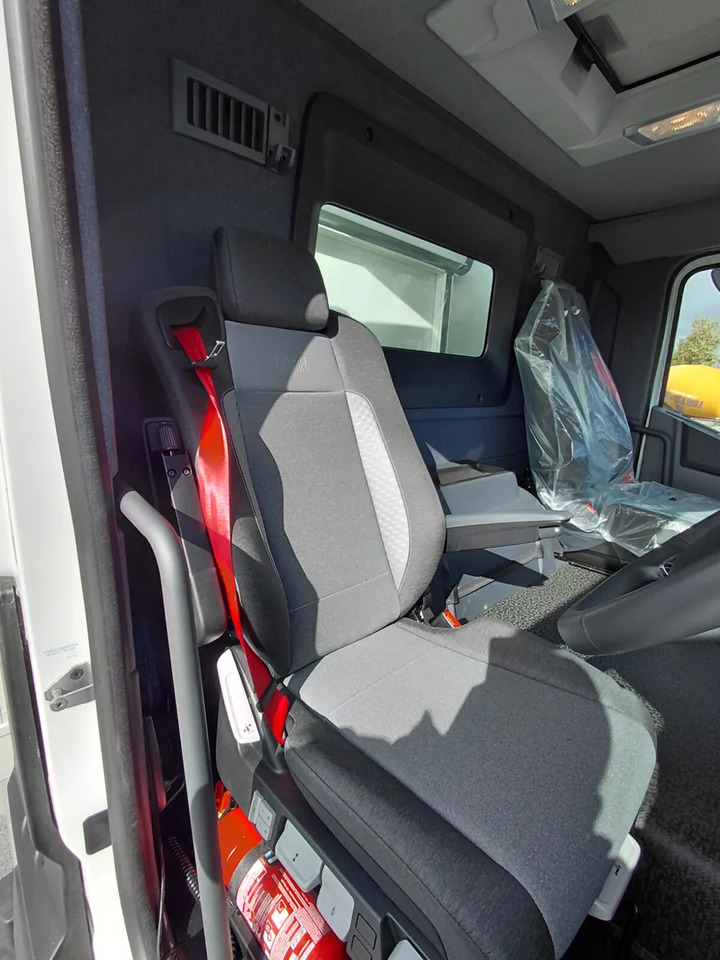 NEW Renault T380 Refrigerated Rigid - Autocarro frigorifero: foto 3 NEW Renault T380 Refrigerated Rigid - Autocarro frigorifero: foto 3