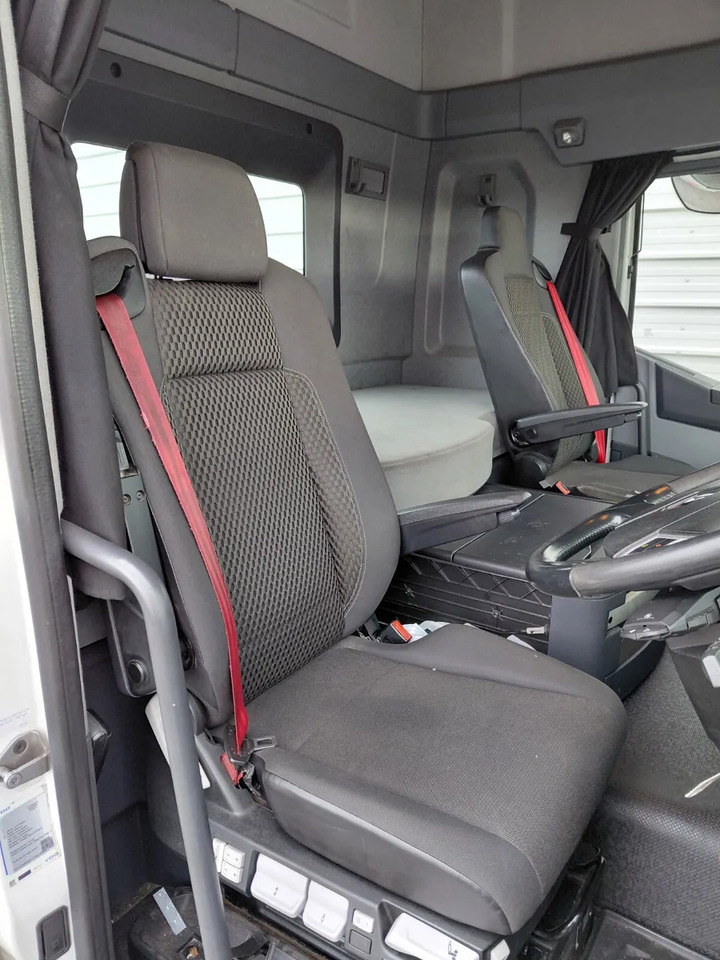 Trattore stradale 2019 Renault T460 6X2 Tractor Unit Mid Lift: foto 10