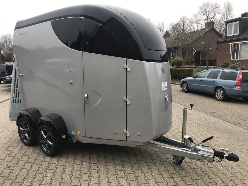 Bücker Careliner M - Trailer trasporto cavalli: foto 1 Bücker Careliner M - Trailer trasporto cavalli: foto 1