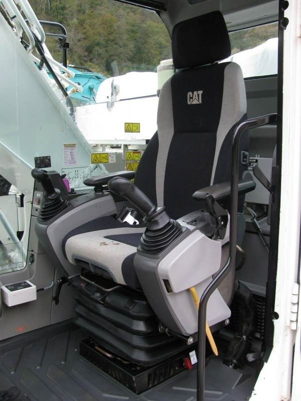 Escavatore cingolato CAT 320E LRR 4 orodja: foto 23