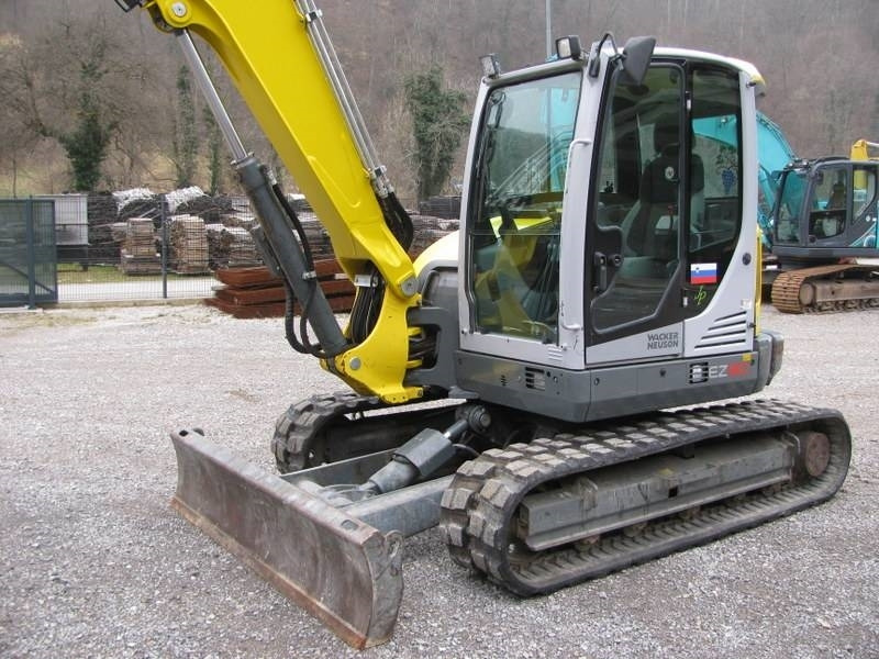 Wacker Neuson EZ 80 POWERTILLT + grajfer - Miniescavatore: foto 2 Wacker Neuson EZ 80 POWERTILLT + grajfer - Miniescavatore: foto 2