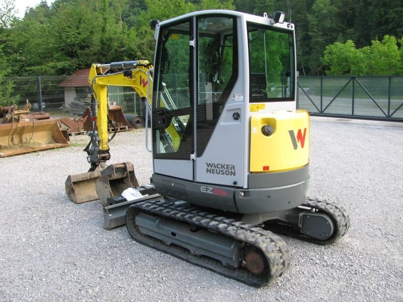 Wacker Neuson EZ26 2 žlici + NOVO kladivo - Miniescavatore: foto 4 Wacker Neuson EZ26 2 žlici + NOVO kladivo - Miniescavatore: foto 4