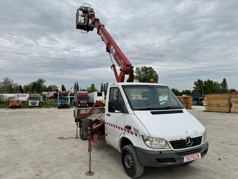 Mercedes-Benz Sprinter 311 - OMME 1950 - Lifting Basket - Camion, Camion con gru: foto 1 Mercedes-Benz Sprinter 311 - OMME 1950 - Lifting Basket - Camion, Camion con gru: foto 1