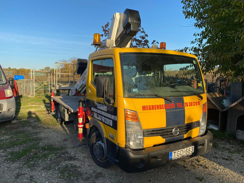 Nissan Cabstar 35.12 - ISOLI PT 225 aerial working platform 22,5m - 3,5 - Camion, Camion con gru: foto 1 Nissan Cabstar 35.12 - ISOLI PT 225 aerial working platform 22,5m - 3,5 - Camion, Camion con gru: foto 1