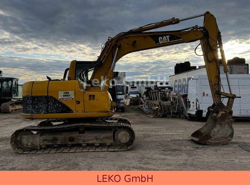 Escavatore cingolato Caterpillar 311C Mit Zwei Löffeln: foto 8