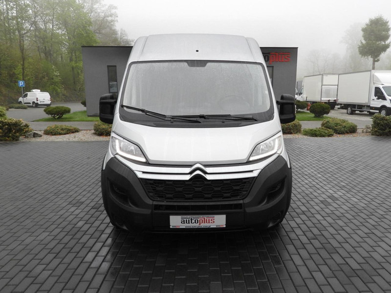 Citroën JUMPER FURGON BRYGADÓWKA 7 MIEJSC TEMPOMAT LEDY KLIMATYZACJA - Minibus, Pulmino: foto 5 Citroën JUMPER FURGON BRYGADÓWKA 7 MIEJSC TEMPOMAT LEDY KLIMATYZACJA - Minibus, Pulmino: foto 5