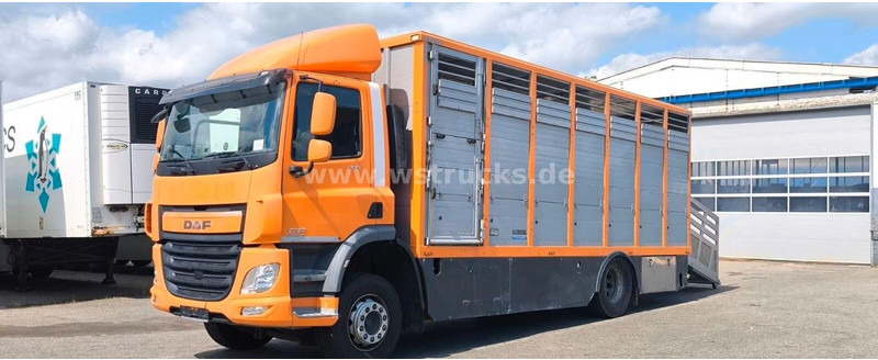 DAF CF 400 - Animal transporter - Autocarro trasporto bestiame: foto 1 DAF CF 400 - Animal transporter - Autocarro trasporto bestiame: foto 1