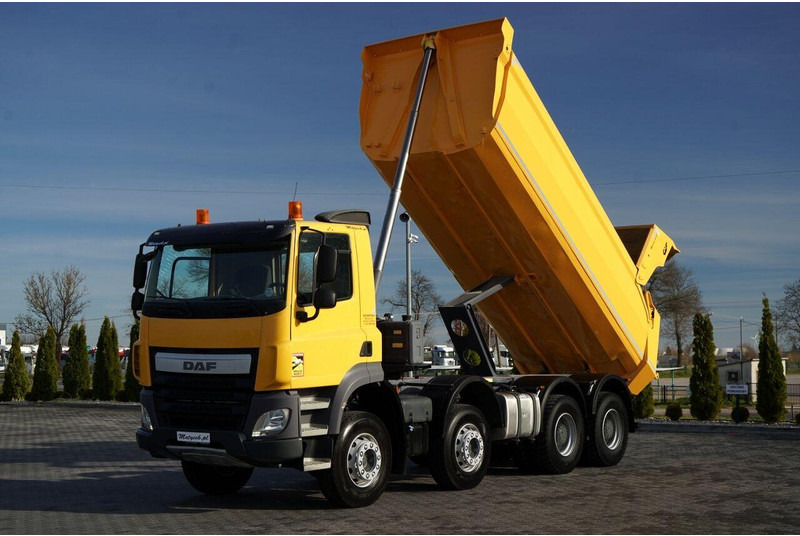 DAF CF 85.410 / 8x4 / WYWROTKA TYLNOZSYPOWA / HYDROKLAPA / OPONY 1 - Autocarro ribaltabile: foto 3 DAF CF 85.410 / 8x4 / WYWROTKA TYLNOZSYPOWA / HYDROKLAPA / OPONY 1 - Autocarro ribaltabile: foto 3