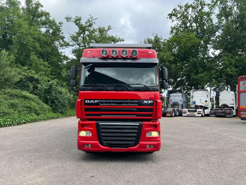 DAF XF 106.460 - Finkl Animal transporter - Autocarro trasporto bestiame: foto 5 DAF XF 106.460 - Finkl Animal transporter - Autocarro trasporto bestiame: foto 5