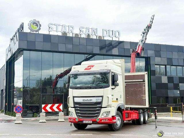 DAF XF 440 6x2 Fassi F365 FLY JIBCranePallet Grippe - Autocarro con pianale/ Cassone fisso, Camion con gru: foto 4 DAF XF 440 6x2 Fassi F365 FLY JIBCranePallet Grippe - Autocarro con pianale/ Cassone fisso, Camion con gru: foto 4