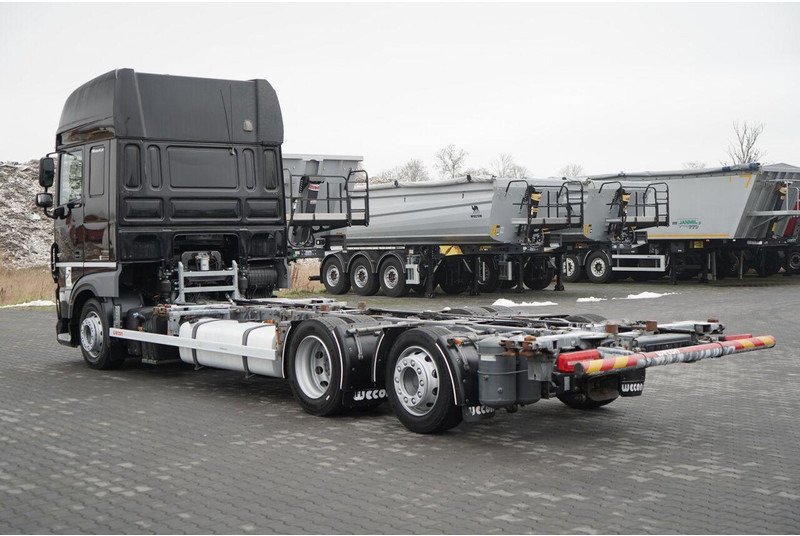 DAF XF 480 / BDF / 6X2 / / SSC / I-PARK COOL / OŚ PODNOSZONA / WECON - Autocarro portacontainer/ Caisse interchangeable: foto 5 DAF XF 480 / BDF / 6X2 / / SSC / I-PARK COOL / OŚ PODNOSZONA / WECON - Autocarro portacontainer/ Caisse interchangeable: foto 5