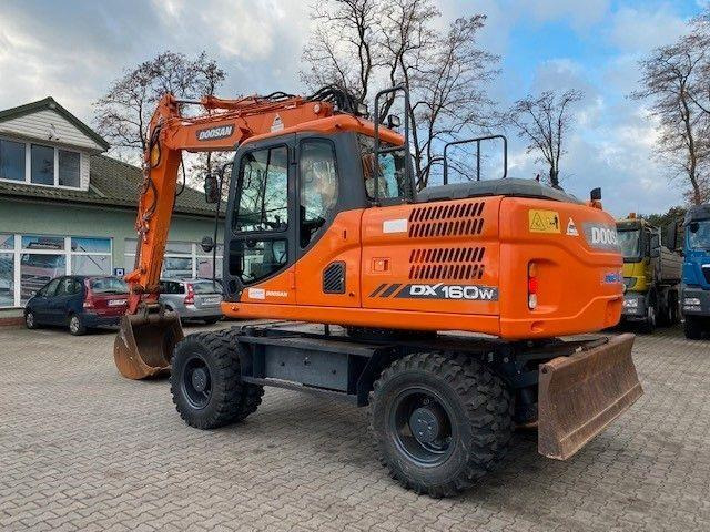 Doosan DX 160 W-3 - Escavatore gommato: foto 4 Doosan DX 160 W-3 - Escavatore gommato: foto 4