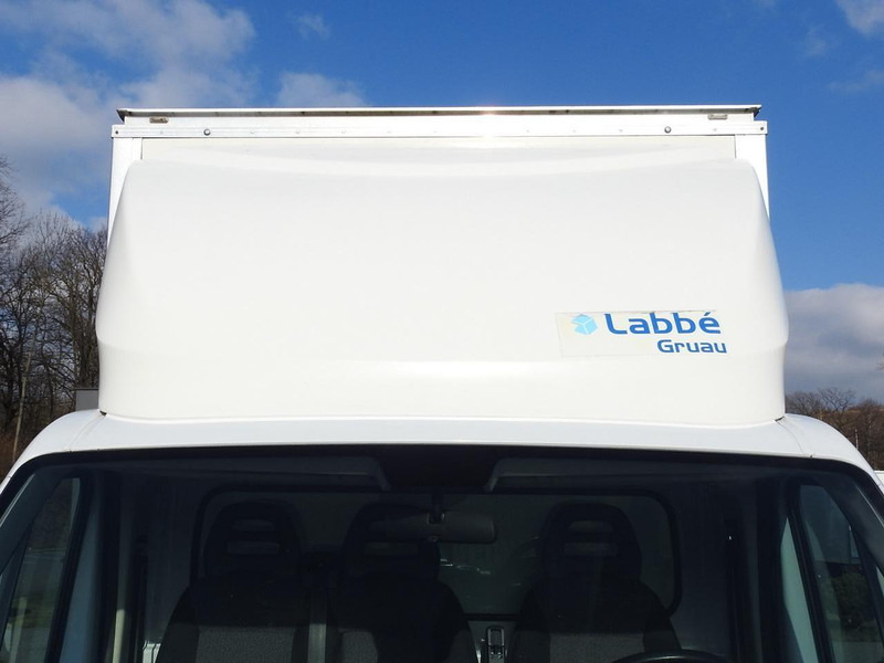 Furgone box Fiat DUCATO KONTENER WINDA 8 PALET TEMPOMAT NAWIGACJA LEDY KLIMATYZA: foto 14 Furgone box Fiat DUCATO KONTENER WINDA 8 PALET TEMPOMAT NAWIGACJA LEDY KLIMATYZA: foto 14