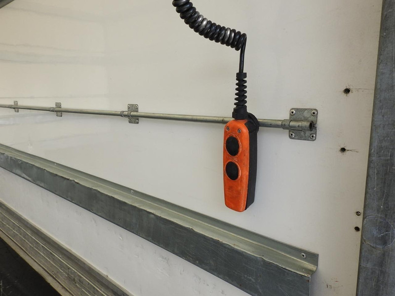 Furgone box Fiat DUCATO KONTENER WINDA 8 PALET TEMPOMAT NAWIGACJA LEDY KLIMATYZA: foto 20 Furgone box Fiat DUCATO KONTENER WINDA 8 PALET TEMPOMAT NAWIGACJA LEDY KLIMATYZA: foto 20