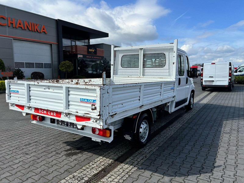 Fiat Ducato Brygadówka Doka 7-miejsc + Skrzynia - Furgone con cassone fisso, Furgone doppia cabina: foto 4 Fiat Ducato Brygadówka Doka 7-miejsc + Skrzynia - Furgone con cassone fisso, Furgone doppia cabina: foto 4