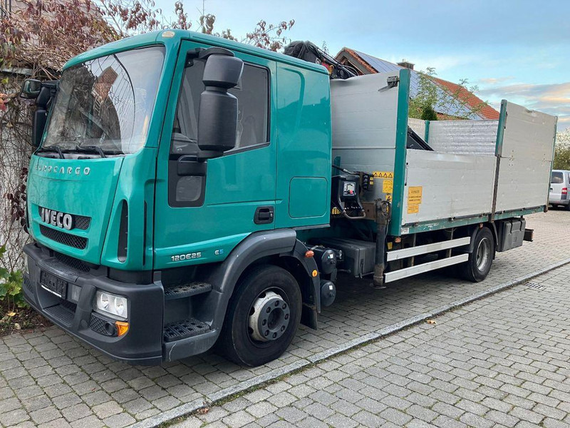 Iveco 120E25 M122 KRAN RETARDER 2xAHK KLIMA - Autocarro con pianale/ Cassone fisso, Camion con gru: foto 3 Iveco 120E25 M122 KRAN RETARDER 2xAHK KLIMA - Autocarro con pianale/ Cassone fisso, Camion con gru: foto 3