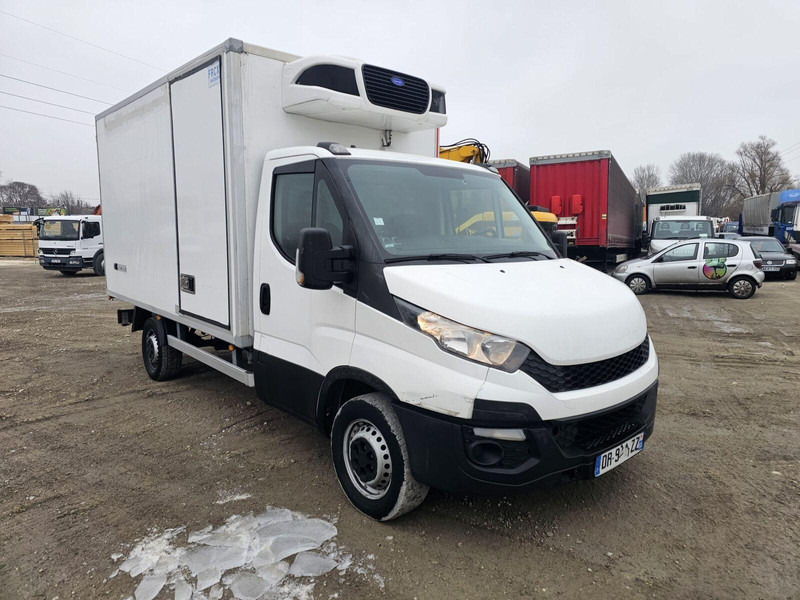 Iveco 35-130 S - Carrier Pulsor 350 frigo - Furgone frigo: foto 1 Iveco 35-130 S - Carrier Pulsor 350 frigo - Furgone frigo: foto 1