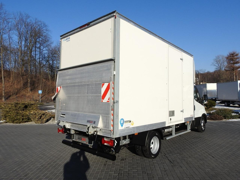 Iveco DAILY 35C16 KONTENER WINDA 8 PALET TEMPOMAT BLIŹNIACZE KOŁA KLIM - Furgone box: foto 3 Iveco DAILY 35C16 KONTENER WINDA 8 PALET TEMPOMAT BLIŹNIACZE KOŁA KLIM - Furgone box: foto 3