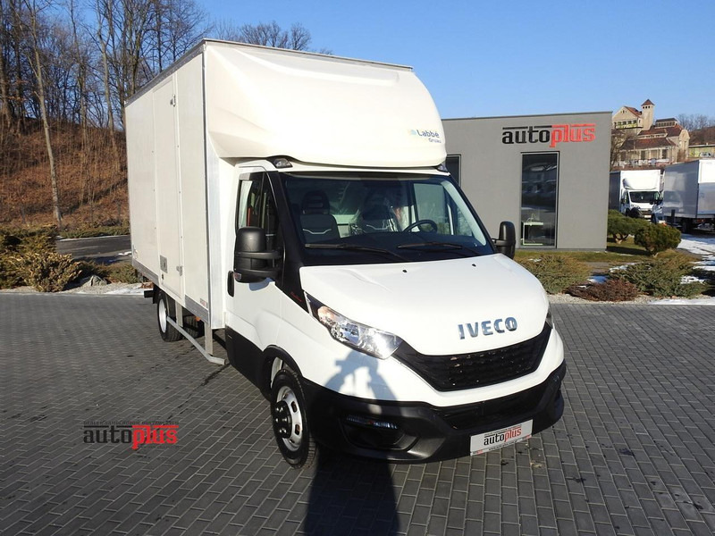 Iveco DAILY 35C16 KONTENER WINDA 8 PALET TEMPOMAT BLIŹNIACZE KOŁA KLIM - Furgone box: foto 1 Iveco DAILY 35C16 KONTENER WINDA 8 PALET TEMPOMAT BLIŹNIACZE KOŁA KLIM - Furgone box: foto 1
