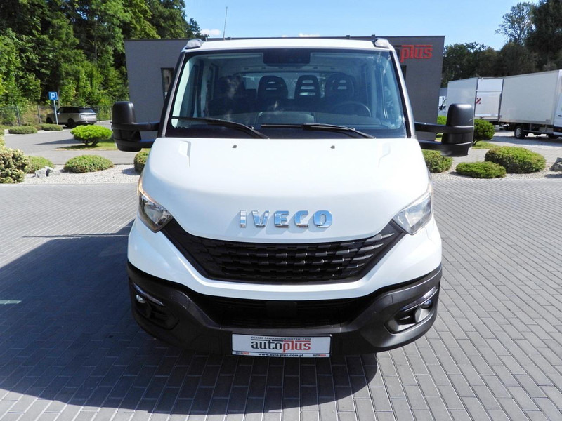 Iveco DAILY 35S14 SKRZYNIA PODWÓJNA KABINA DOKA 7 MIEJSC TEMPOMAT KLIM - Furgone con cassone fisso, Furgone doppia cabina: foto 5 Iveco DAILY 35S14 SKRZYNIA PODWÓJNA KABINA DOKA 7 MIEJSC TEMPOMAT KLIM - Furgone con cassone fisso, Furgone doppia cabina: foto 5