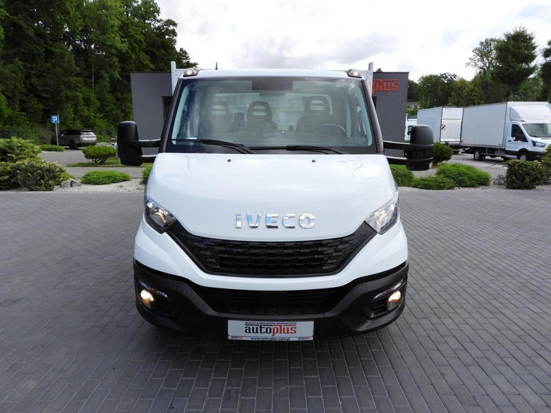 Iveco DAILY 35S16 - Autocarro con pianale/ Cassone fisso: foto 5 Iveco DAILY 35S16 - Autocarro con pianale/ Cassone fisso: foto 5
