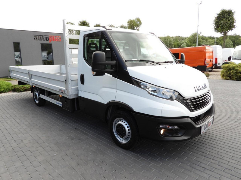 Iveco DAILY 35S16 - Autocarro con pianale/ Cassone fisso: foto 4 Iveco DAILY 35S16 - Autocarro con pianale/ Cassone fisso: foto 4