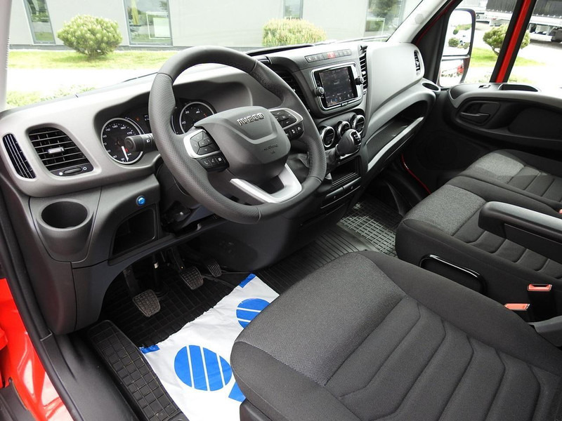 Iveco DAILY 35S18 NOWY KONTENER 10 PALET TEMPOMAT NAWIGACJA KLIMATYZAC - Furgone box: foto 2 Iveco DAILY 35S18 NOWY KONTENER 10 PALET TEMPOMAT NAWIGACJA KLIMATYZAC - Furgone box: foto 2