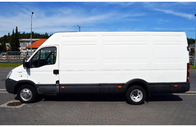 Iveco Daily 35C15 Furgon L4H3 Brygadówka 6-seater Doka Doubel Cabin - Minibus, Pulmino: foto 3 Iveco Daily 35C15 Furgon L4H3 Brygadówka 6-seater Doka Doubel Cabin - Minibus, Pulmino: foto 3
