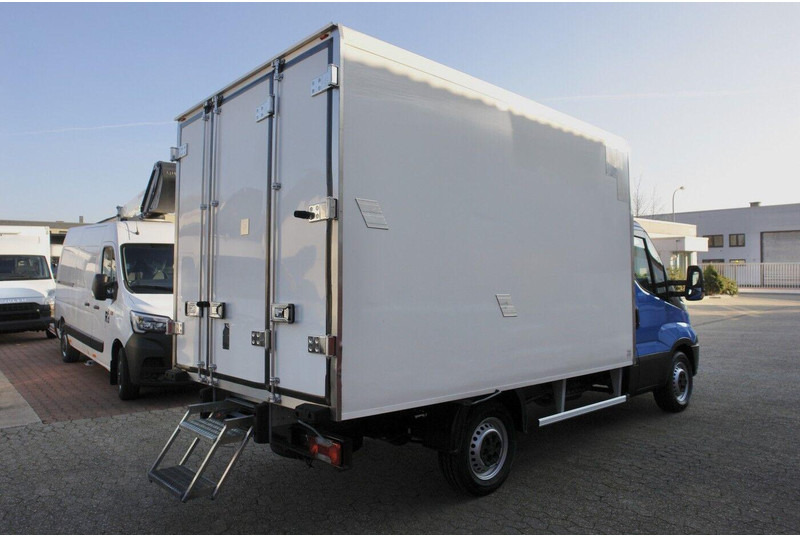 Iveco Daily 35S13 - Furgone frigo: foto 4 Iveco Daily 35S13 - Furgone frigo: foto 4