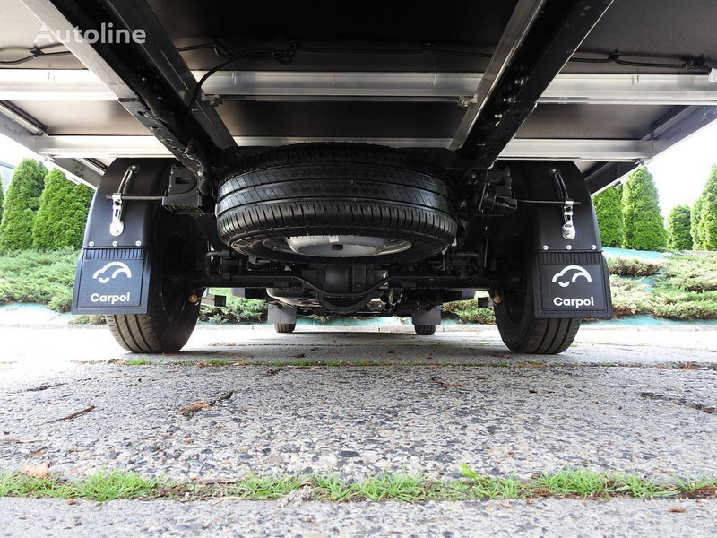 Furgone centinato nuovo Iveco Daily 35S18 Curtain side: foto 16