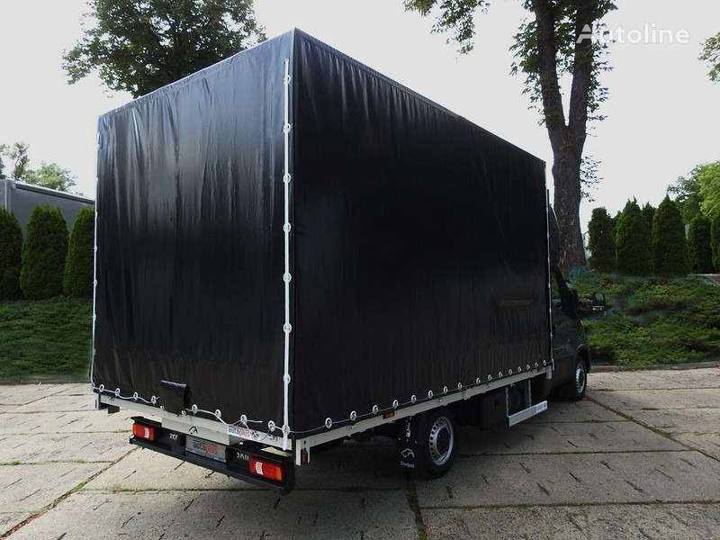 Iveco Daily 35S18 Curtain side - Furgone centinato: foto 5 Iveco Daily 35S18 Curtain side - Furgone centinato: foto 5