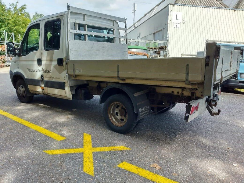 Iveco Daily 35S18 - Doka flatbed - Autocarro con pianale/ Cassone fisso: foto 4 Iveco Daily 35S18 - Doka flatbed - Autocarro con pianale/ Cassone fisso: foto 4