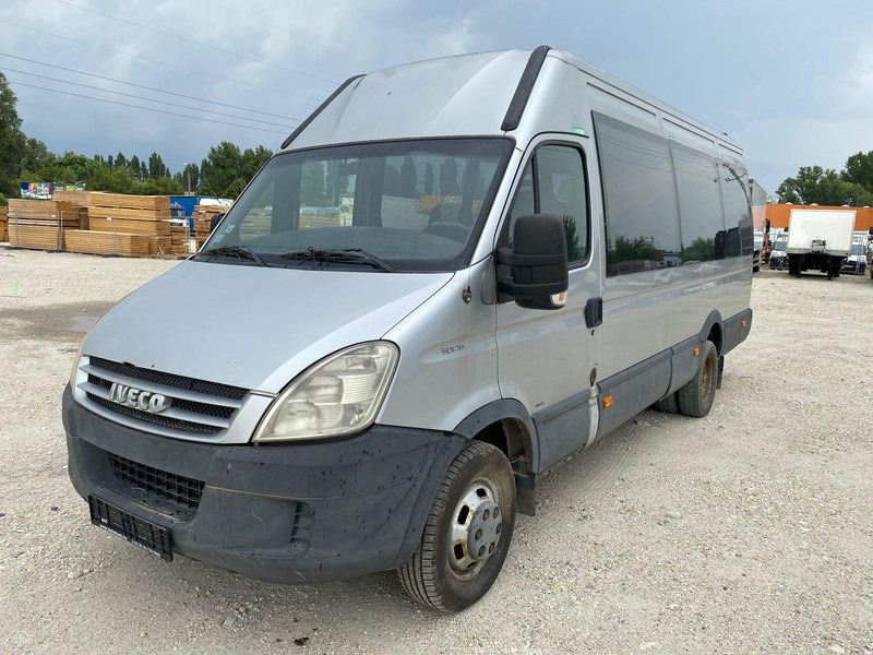 Iveco Daily 50 C 18 - 20 personal minibus - Minibus, Pulmino: foto 1 Iveco Daily 50 C 18 - 20 personal minibus - Minibus, Pulmino: foto 1