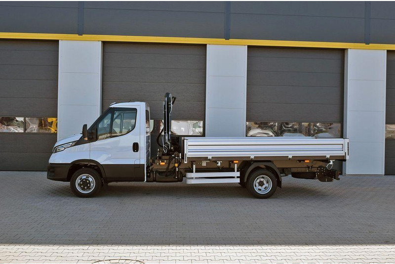 Iveco Daily 50C21H 3 way tipper + crane Hiab T-CLX 029 - Autocarro ribaltabile, Camion con gru: foto 2 Iveco Daily 50C21H 3 way tipper + crane Hiab T-CLX 029 - Autocarro ribaltabile, Camion con gru: foto 2