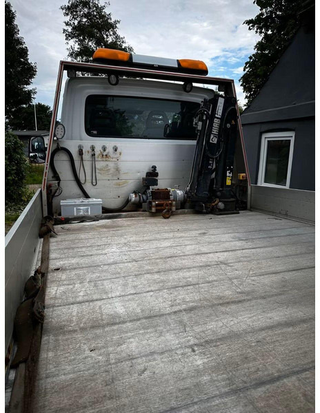 Iveco Daily 70C17 - Car transporter + crane - Camion bisarca: foto 4 Iveco Daily 70C17 - Car transporter + crane - Camion bisarca: foto 4