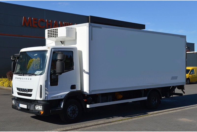 Iveco EUROCARGO 120EL18 REFRIGERATOR+LIFT SIDE DOOR - Autocarro frigorifero: foto 1 Iveco EUROCARGO 120EL18 REFRIGERATOR+LIFT SIDE DOOR - Autocarro frigorifero: foto 1
