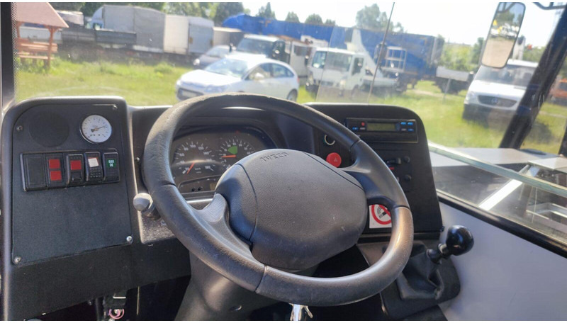 Leasing di Iveco Etalmobil 55SA foodtruck - 5.5t Iveco Etalmobil 55SA foodtruck - 5.5t: foto 13