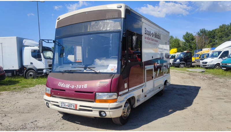 Iveco Etalmobil 55SA foodtruck - 5.5t - Autonegozio: foto 3 Iveco Etalmobil 55SA foodtruck - 5.5t - Autonegozio: foto 3