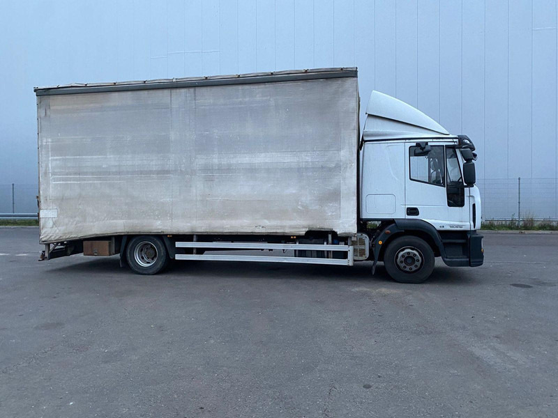 Iveco EuroCargo 140E18 + Tail lift - Carro attrezzi: foto 4 Iveco EuroCargo 140E18 + Tail lift - Carro attrezzi: foto 4