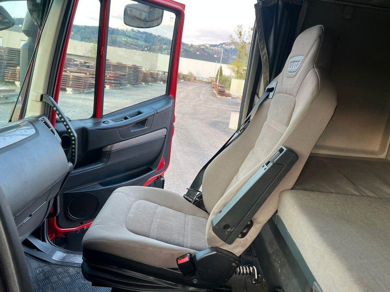 Leasing di Iveco STRALIS 420 Iveco STRALIS 420: foto 18 Leasing di Iveco STRALIS 420 Iveco STRALIS 420: foto 18