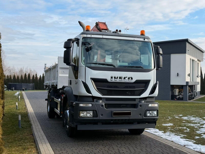 Iveco Stralis 330 - 3 way tipper + crane - Autocarro ribaltabile, Camion con gru: foto 2 Iveco Stralis 330 - 3 way tipper + crane - Autocarro ribaltabile, Camion con gru: foto 2
