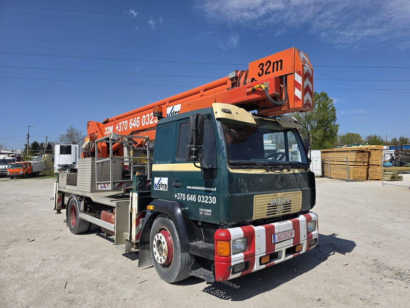 MAN 18.264 Multitel ALU 32m - Piattaforma autocarrata: foto 2 MAN 18.264 Multitel ALU 32m - Piattaforma autocarrata: foto 2