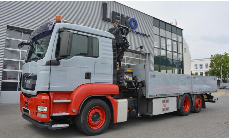 MAN 6,4 m Flatbed + Crane HIAB 211EP 6X2 KRAN HIAB 211EP 6.5m Container Pr - Autocarro con pianale/ Cassone fisso, Camion con gru: foto 1 MAN 6,4 m Flatbed + Crane HIAB 211EP 6X2 KRAN HIAB 211EP 6.5m Container Pr - Autocarro con pianale/ Cassone fisso, Camion con gru: foto 1
