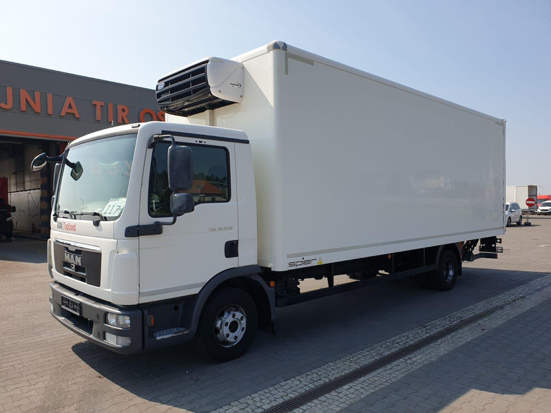 MAN TGL 12.220 - Autocarro frigorifero: foto 1 MAN TGL 12.220 - Autocarro frigorifero: foto 1