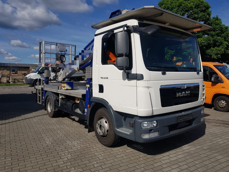 MAN TGL 8.150 22M Multitel - Autocarro con pianale/ Cassone fisso, Camion con gru: foto 3 MAN TGL 8.150 22M Multitel - Autocarro con pianale/ Cassone fisso, Camion con gru: foto 3