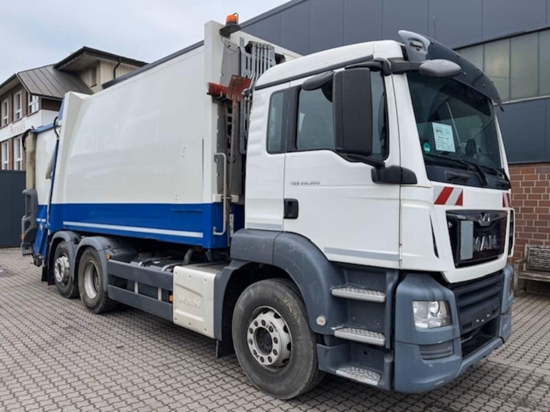 MAN TGS 26.360 - Garbage truck - Camion immondizia: foto 2 MAN TGS 26.360 - Garbage truck - Camion immondizia: foto 2