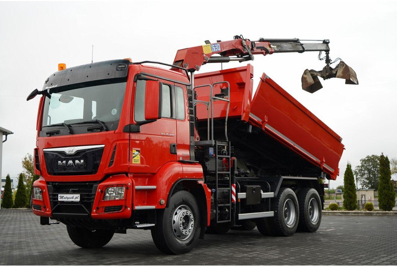 MAN TGS 26.400 / 6x4 / WYWROTKA 2 STRONNA + HDS HMF 1530 K2 / HYDR - Autocarro ribaltabile, Camion con gru: foto 1 MAN TGS 26.400 / 6x4 / WYWROTKA 2 STRONNA + HDS HMF 1530 K2 / HYDR - Autocarro ribaltabile, Camion con gru: foto 1