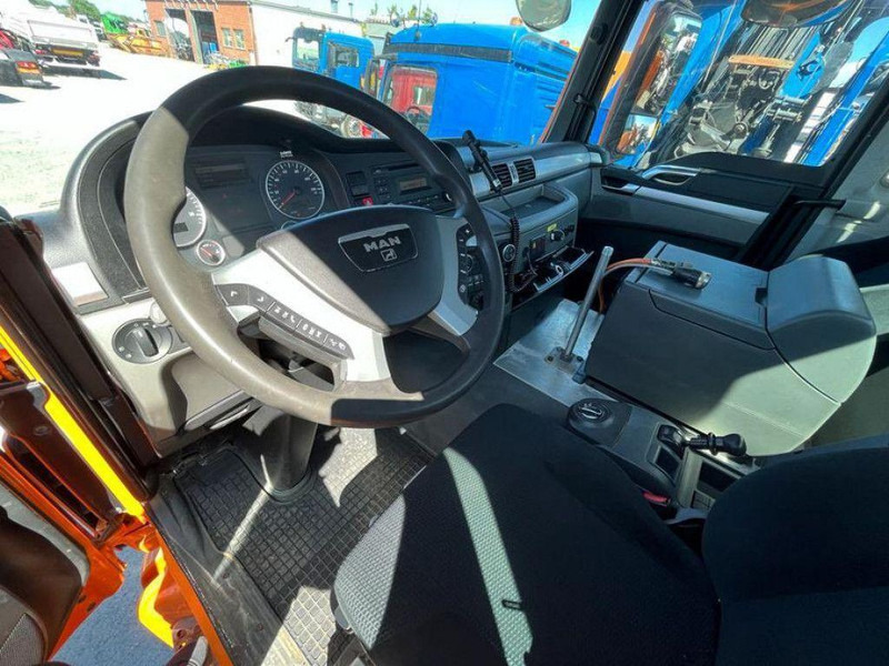 MAN TGS 33.440 AK 6x6 3-Way Tipper - Autocarro ribaltabile: foto 5 MAN TGS 33.440 AK 6x6 3-Way Tipper - Autocarro ribaltabile: foto 5