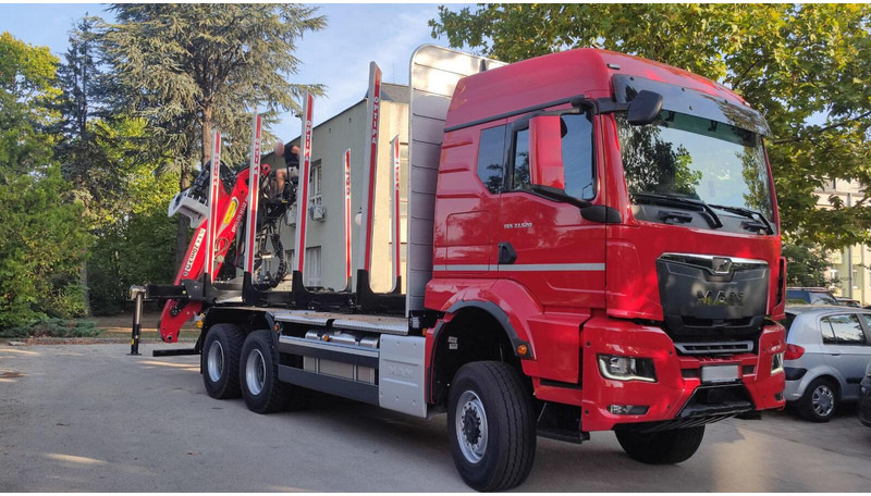 MAN TGS 33.520 - Camion trasporto legname, Camion con gru: foto 2 MAN TGS 33.520 - Camion trasporto legname, Camion con gru: foto 2
