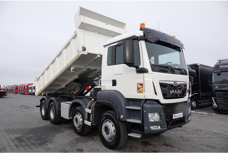 Autocarro ribaltabile MAN TGS 35.480 / 8x4 / WYWROTKA / BORDMATIC / HYDROBURTA / OPONY 100: foto 6 Autocarro ribaltabile MAN TGS 35.480 / 8x4 / WYWROTKA / BORDMATIC / HYDROBURTA / OPONY 100: foto 6